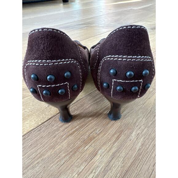 Women’s Tod’s Brown Suede Kitten Heel Loafer - Picture 5 of 13
